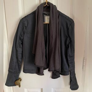 A&F Canvas Denim Jacket with knit collar detail. Twofer. Size Medium. Charcoal
